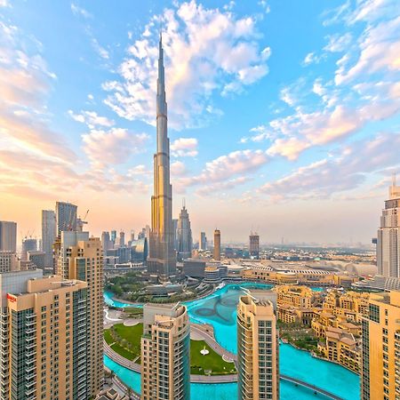 Signature Burj Khalifa View Residence Дубай Екстериор снимка